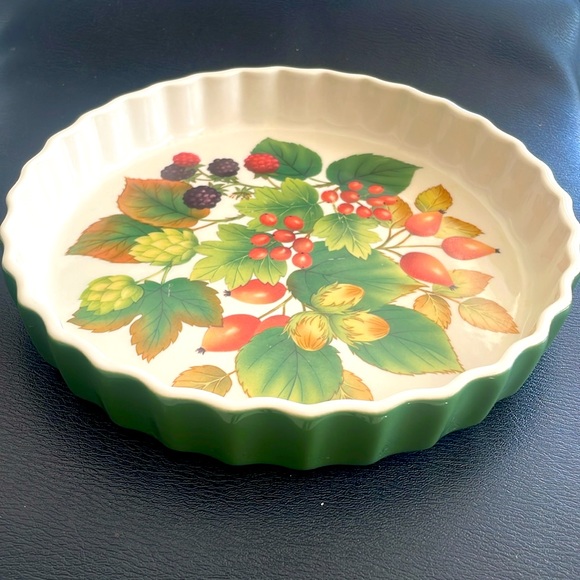 Cloverleaf Country Fruits Quiche Dish Tart Flan Pie Plate Green 9” - Picture 1 of 7
